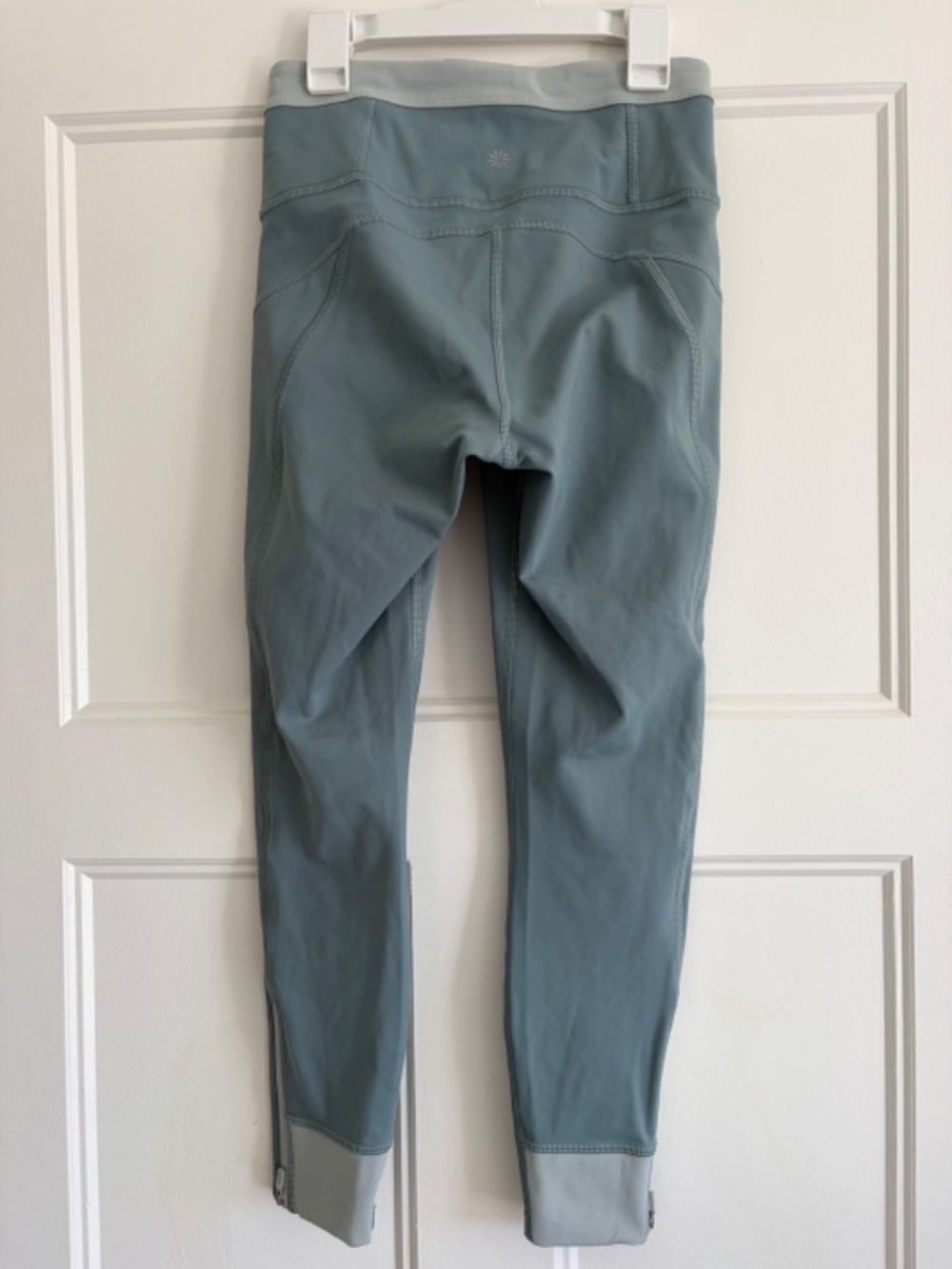 High Rise leggings - Picture 2 of 10